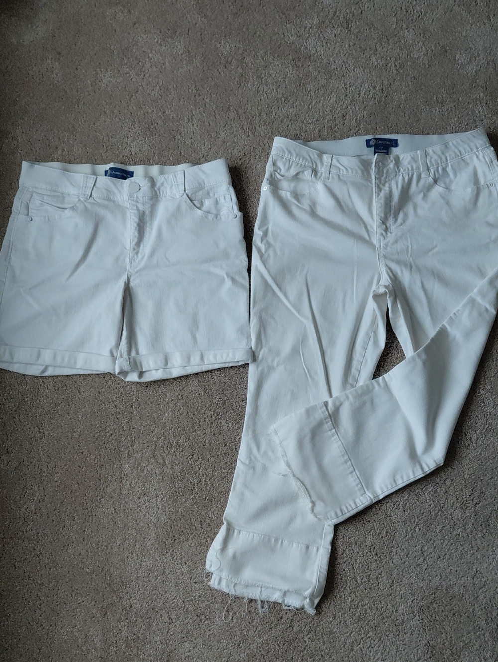 Democracy White Cropped Jeans and White Ankle Shorts Duo